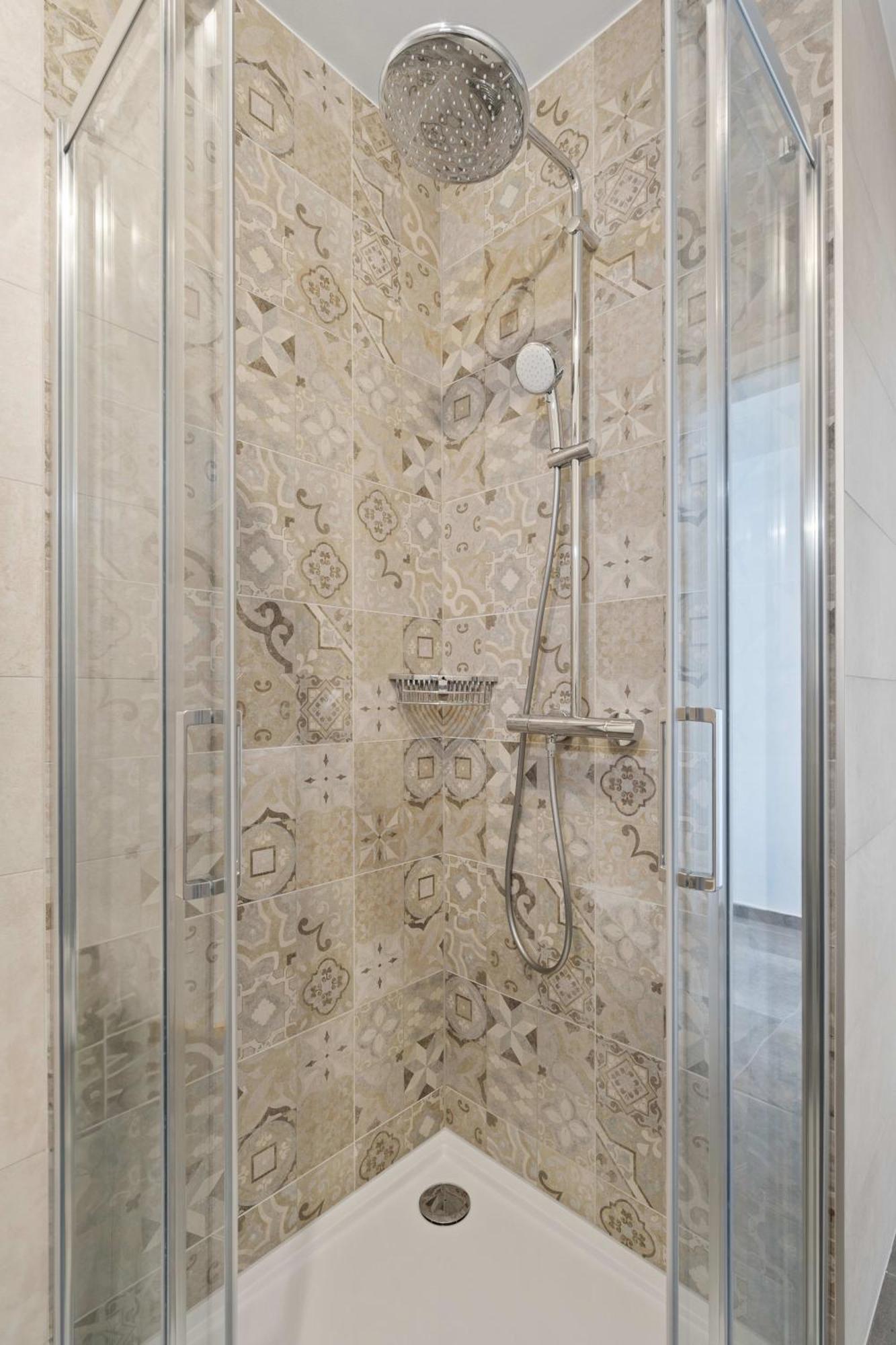 Premium City Stay In Cessange Luxembourg By Eksteriør billede